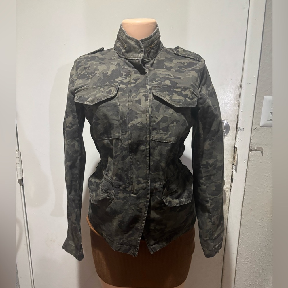 Women's Camouflage Utility Jacket